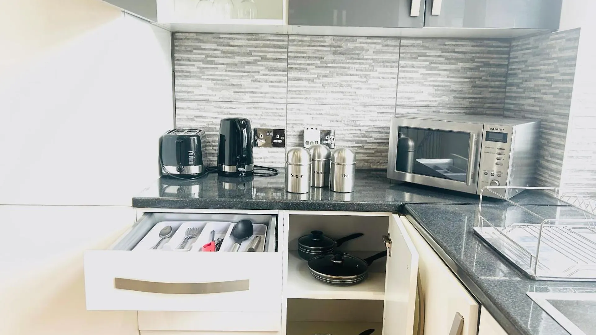 Bethel Suite Canning Town - Free Parking London United Kingdom